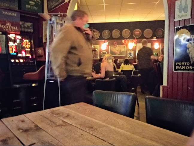 Comentarii opinii despre Benni's Bar