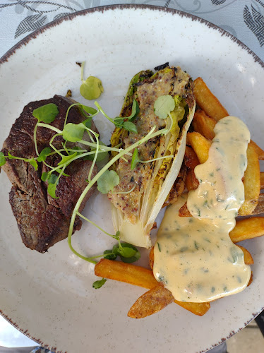 Slotskroen - Gastronomi og hotelvirksomhed