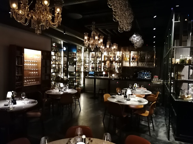 Kristen Bernikows Gade 11, 1105 København K