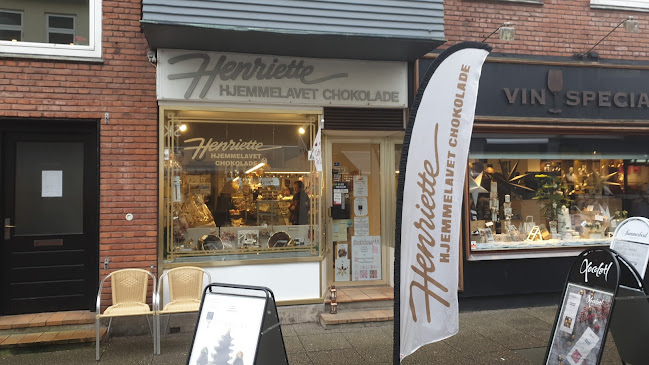 Opinii despre Henriette Chokolade V/lone Lykke Bachman în Silkeborg - Gastronomi og hotelvirksomhed