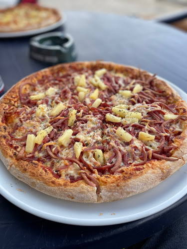 Opinii despre Seaside Pizza & Grill în Egå - Gastronomi og hotelvirksomhed