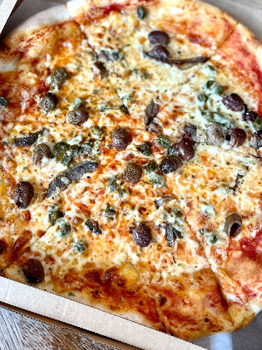 Pizzeria Italiana Sapori D'italia - Gastronomi og hotelvirksomhed