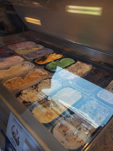 Comentarii opinii despre Kabyssen Is & Grill v/Tram Que Ho