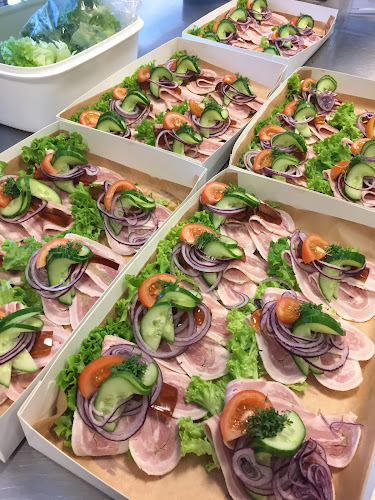 Hos Chilli - Gastronomi og hotelvirksomhed