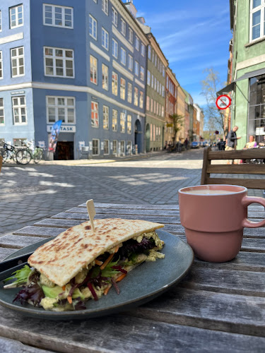 Opinii despre Buzz Kaffebar în København - Gastronomi og hotelvirksomhed