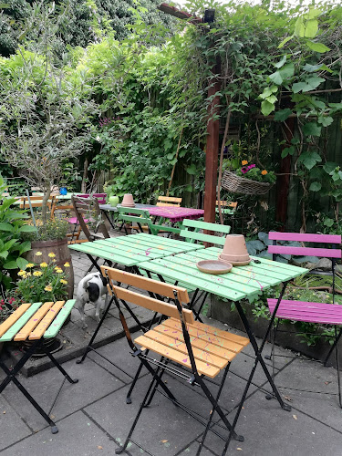 Polşeum - Den smagløse café