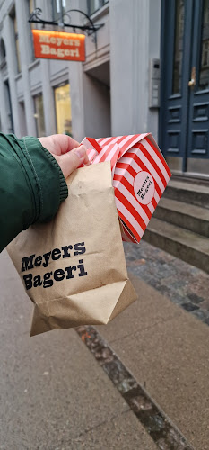 Opinii despre Meyers Bageri în København - Gastronomi og hotelvirksomhed