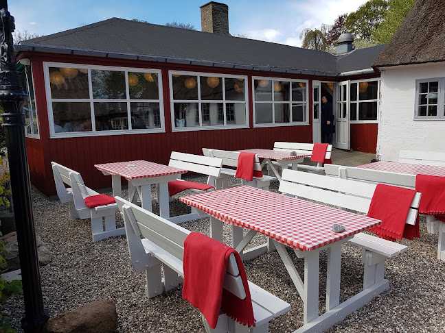 Opinii despre Traktørstedet Højeruplund Stevns klint în Store Heddinge - Gastronomi og hotelvirksomhed