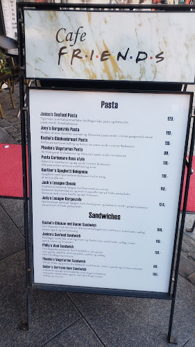 Opinii despre Friends Bar & Kitchen în Aalborg - Gastronomi og hotelvirksomhed