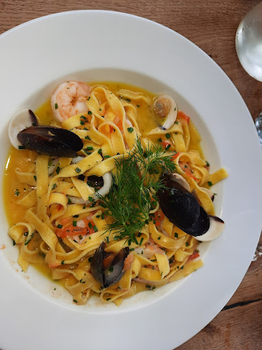 Torve-Hallen - Gastronomi og hotelvirksomhed