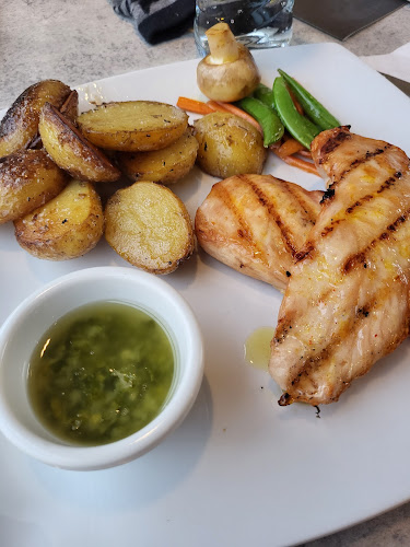 Comentarii opinii despre Cafe & Restaurant Daddy's