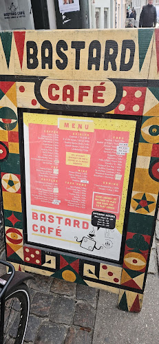 Opinii despre Bastard Café HUSET în Indre By - Gastronomi og hotelvirksomhed