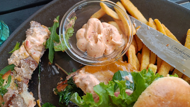 Comentarii opinii despre Cafe Bella