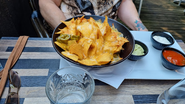 Comentarii opinii despre Cafe Alex