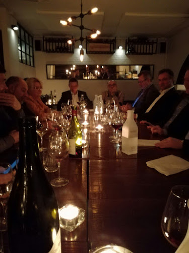 Leaven Champagne- & Vinbar - Gastronomi og hotelvirksomhed