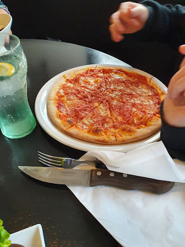 Cafe Bella - Gastronomi og hotelvirksomhed