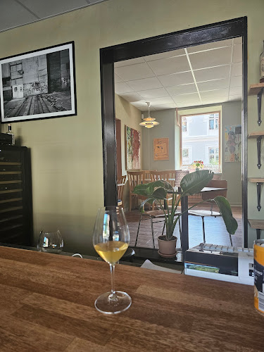 Comentarii opinii despre Botti - Vinhandel & Bar