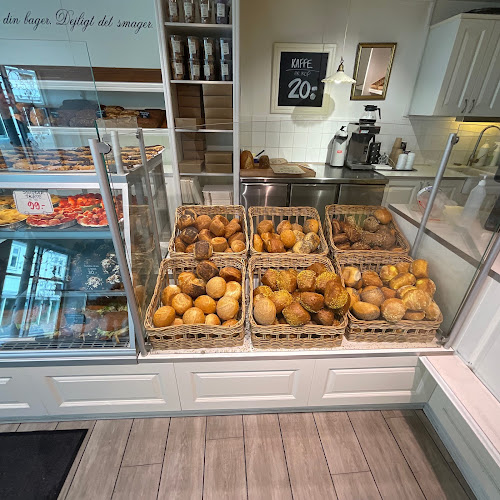 Comentarii opinii despre Assens Bageri