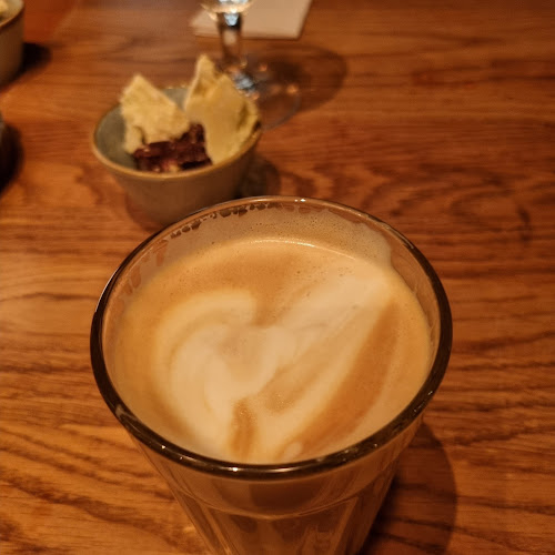 Opinii despre Rømer în Aarhus - Gastronomi og hotelvirksomhed