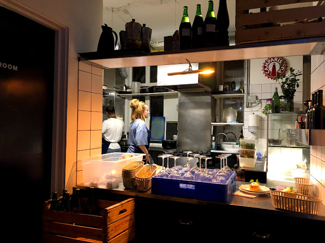 Osteria 16 Pesce - Gastronomi og hotelvirksomhed