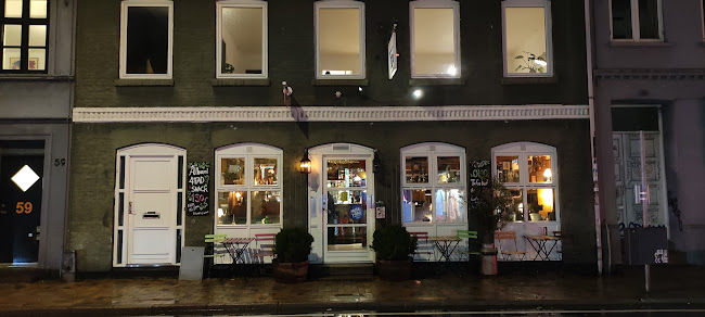 Polşeum - Den smagløse café