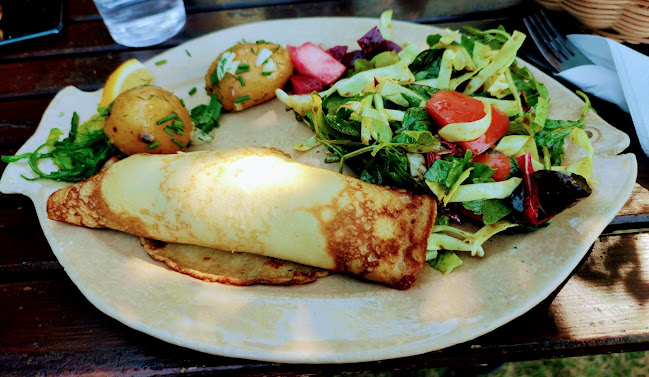 Opinii despre Bisserup Fiskebar în Rude - Gastronomi og hotelvirksomhed