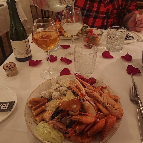 Opinii despre Strandmøllekroen în Klampenborg - Gastronomi og hotelvirksomhed