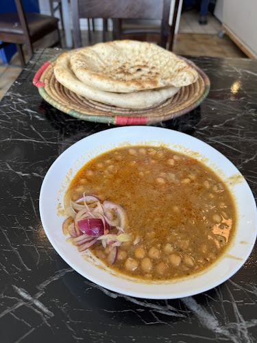 Pardesi Nashta point