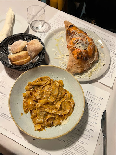 La Vecchia Signora - Gastronomi og hotelvirksomhed