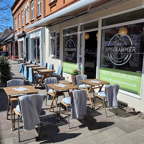 Comentarii opinii despre Dit Spisekammer