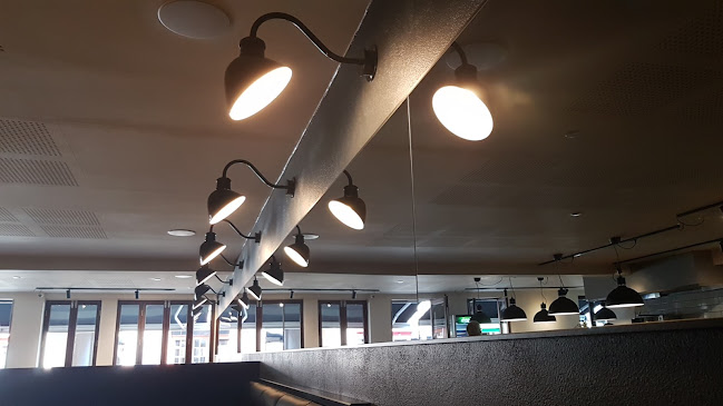 Comentarii opinii despre Hot Inn