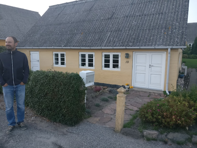 Opinii despre Dok Iv Café & Pub în Faaborg - Gastronomi og hotelvirksomhed