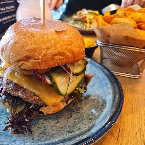 Burger Hytten Solrød - Gastronomi og hotelvirksomhed