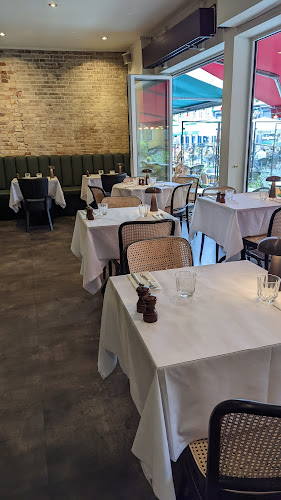 Comentarii opinii despre The Grand Café