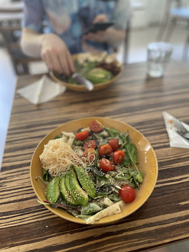 Comentarii opinii despre Social