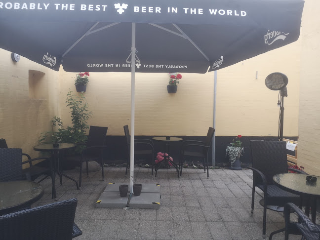 Cafe Mee og sportsbar - Gastronomi og hotelvirksomhed