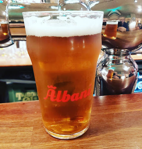 Opinii despre Sir Club în Korsør - Gastronomi og hotelvirksomhed