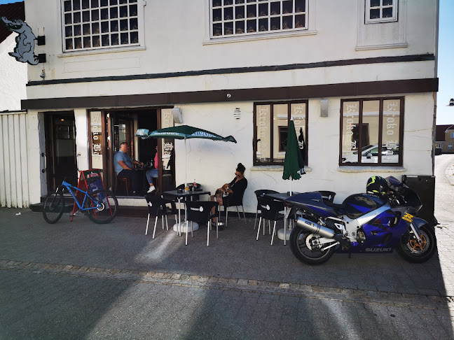 Kroko Bar - Gastronomi og hotelvirksomhed