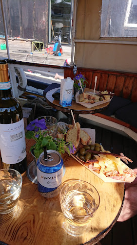 Comentarii opinii despre Kahyt & Kaffe