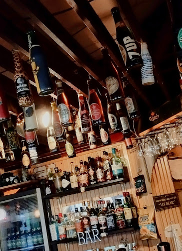 Opinii despre Benni's Bar în København - Gastronomi og hotelvirksomhed