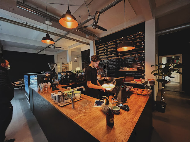 Opinii despre Copenhagen Coffee Lab - Strandlodsvej în København - Gastronomi og hotelvirksomhed