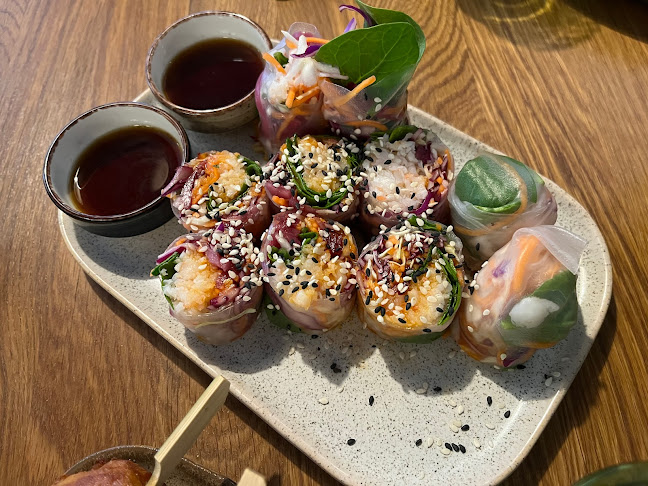 Yutaka Spisehus & Take away - Gastronomi og hotelvirksomhed