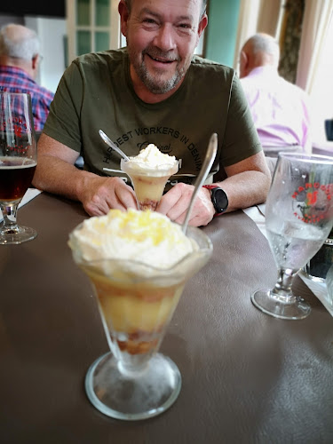 Opinii despre Ulfborg Gæstgivergård în Ulfborg - Gastronomi og hotelvirksomhed