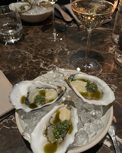 Trio Restaurant & Bar