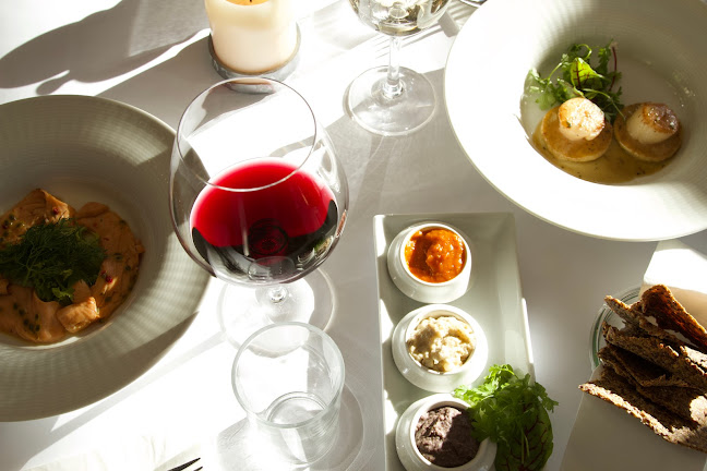 Comentarii opinii despre Dag H