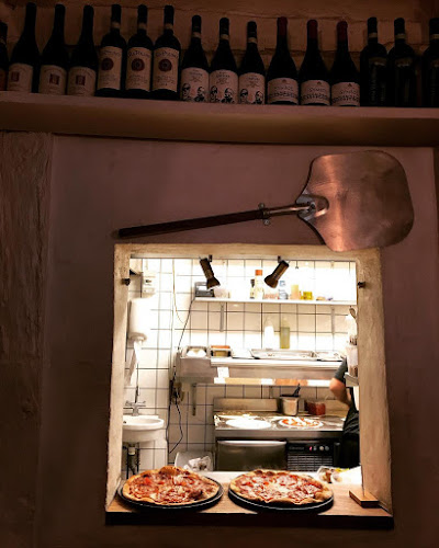 Opinii despre Restaurant Magstræde 16 în Dragør - Gastronomi og hotelvirksomhed