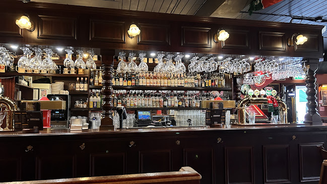 Big Ben Old English Pub - Gastronomi og hotelvirksomhed