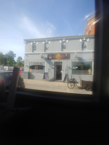 Corner Bar - Gastronomi og hotelvirksomhed