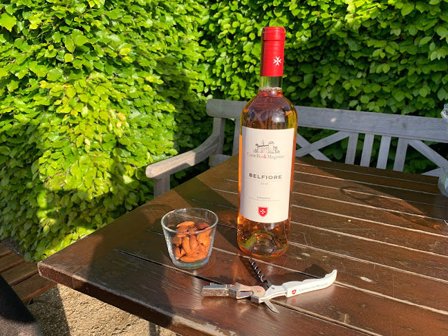 Casa Vino - Gastronomi og hotelvirksomhed