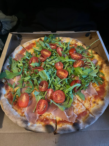 Opinii despre Massimo Pizzeria în København - Gastronomi og hotelvirksomhed